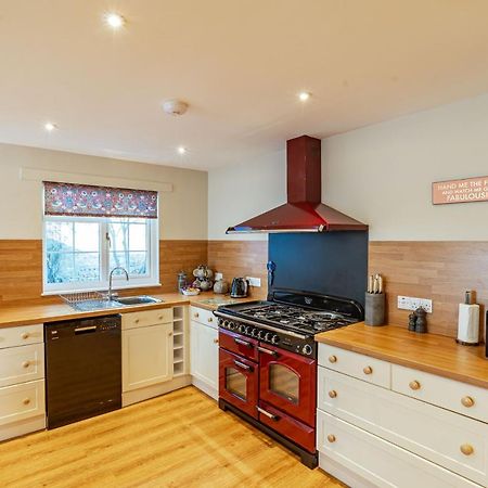 Sparrowhawk Cottage With Hot Tub Newton Stewart Exteriér fotografie