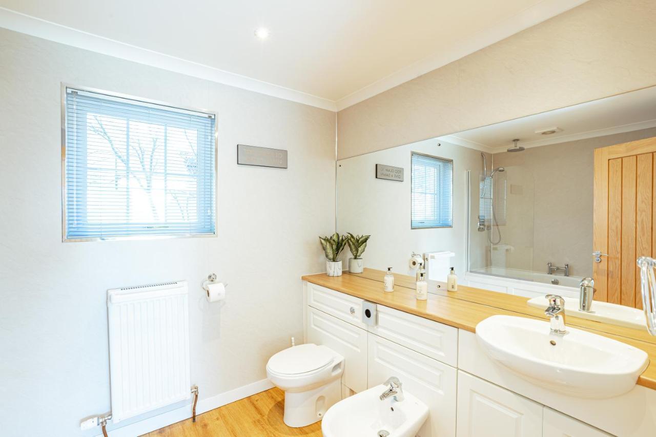 Sparrowhawk Cottage With Hot Tub Newton Stewart Exteriér fotografie