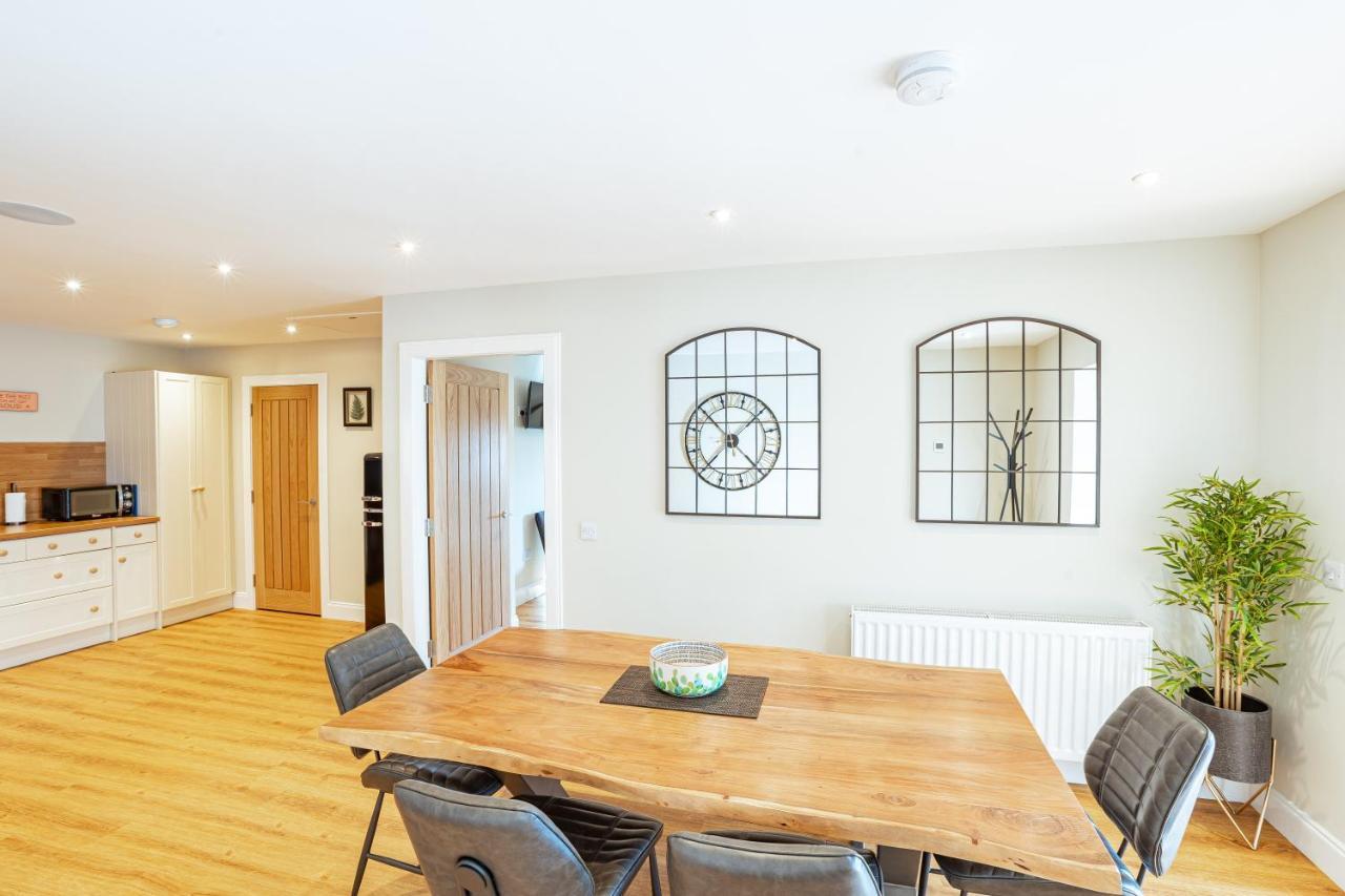 Sparrowhawk Cottage With Hot Tub Newton Stewart Exteriér fotografie